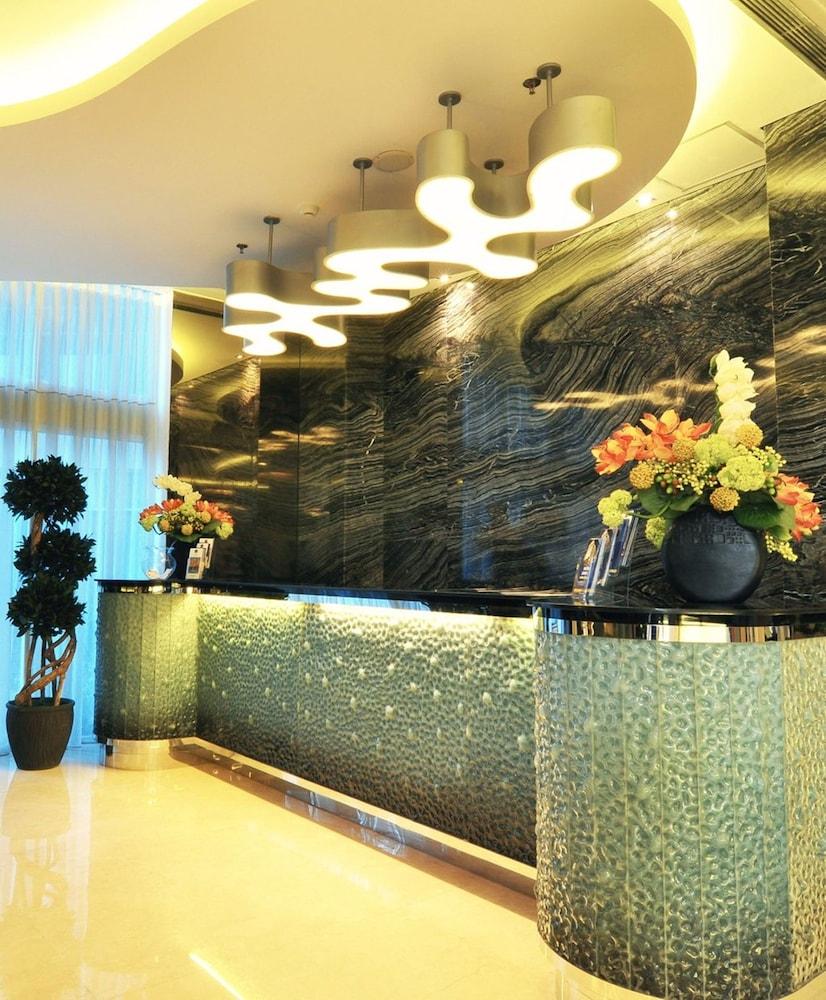 Gp Mega Kuningan Jakarta Exterior photo